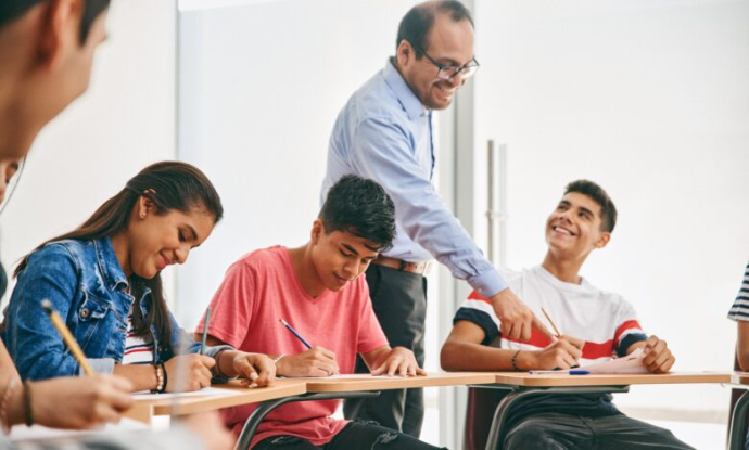 Aprende Idiomas Fácilmente con Cursos Personalizados